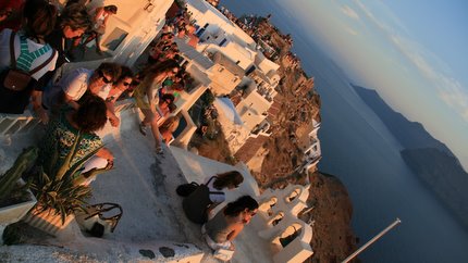 Touristen beim Sonnenuntergang-Bestaunen