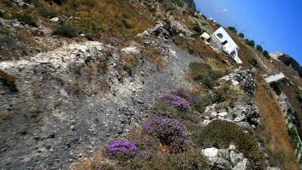 Ich rase durch die Weinberge (natürlich mit Kamera) - Wer kann unser Auto sehen