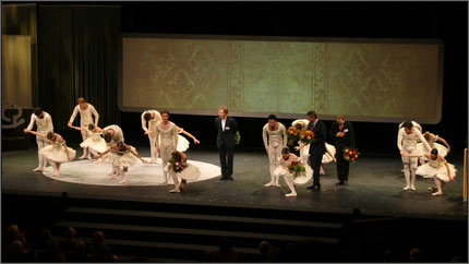 Für's Rahmenprogramm hüpfte das Bayerische Staatsballett über die Bühne