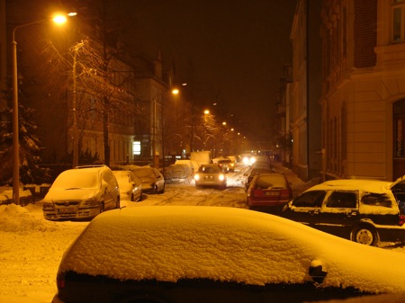 Moment mal...dieser Wagen war gerade eben schon mal da... wie blöd kann man eigentlich sein