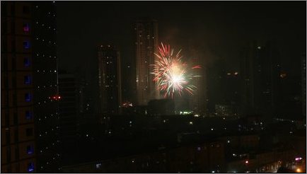 Feuerwerk vor unserem Fenster