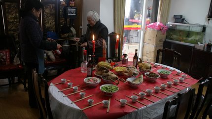 Hier essen meine chin. Vorfahren gerade Frühstück.