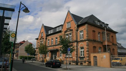 Das alte Postgebäude - nur noch teilweise in Funktion